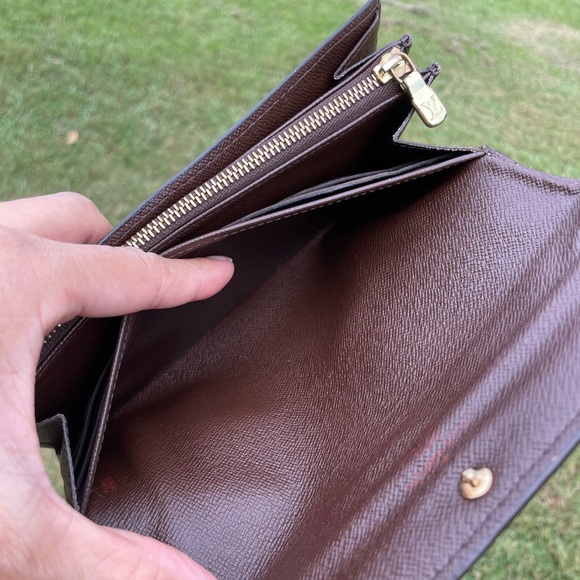 Authentic Louis Vuitton Sarah wallet - Picture 14 of 16